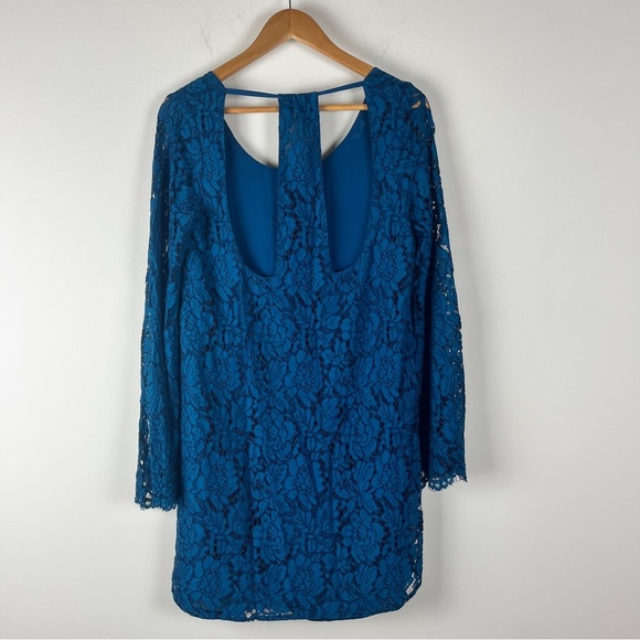 2/$20 Chaser Lace Tuni Mini Dress Medium - Picture 3 of 3